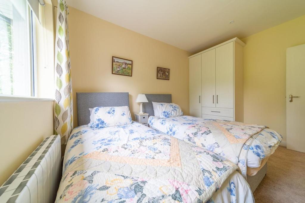 2 Bed Waterfront Property - Close To Courtmacsherry Cork Luaran gambar