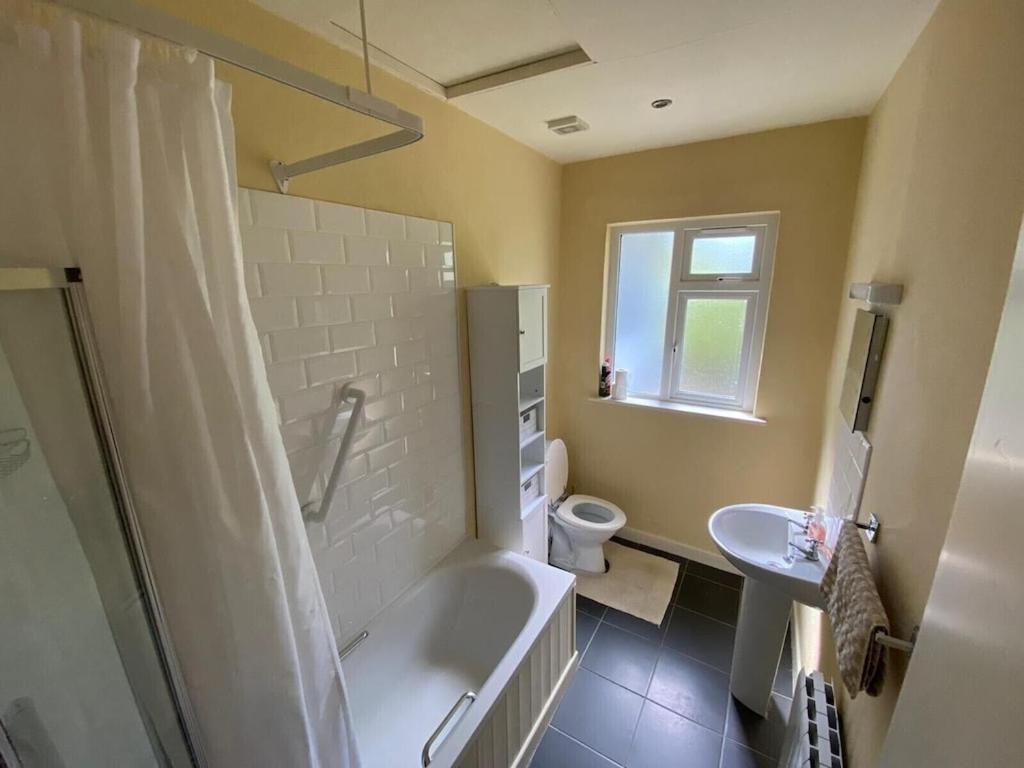 2 Bed Waterfront Property - Close To Courtmacsherry Cork Luaran gambar