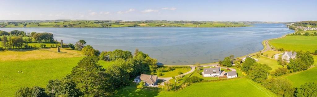 2 Bed Waterfront Property - Close To Courtmacsherry Cork Luaran gambar